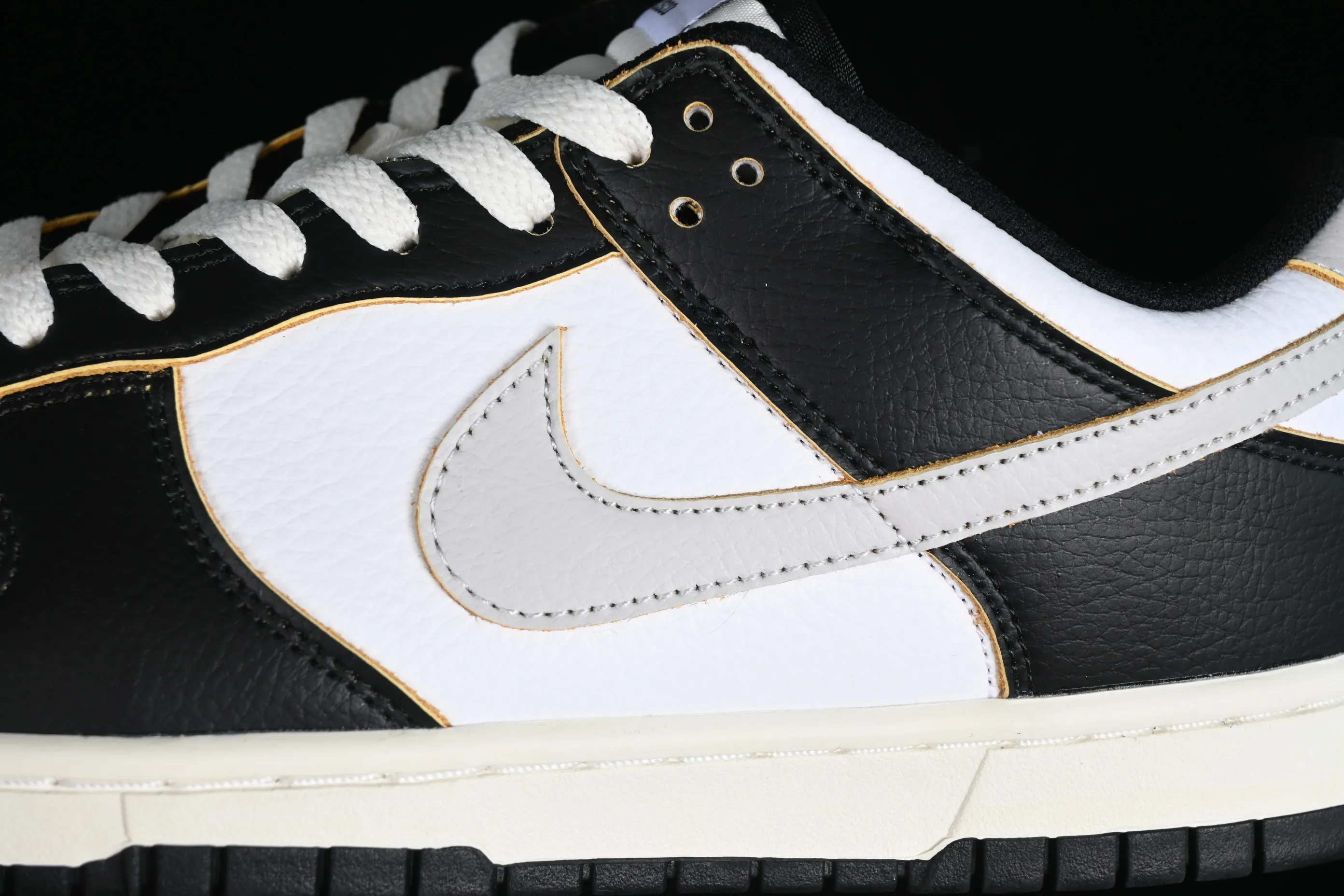 All Categories Nk SB Dunk Series Nk SB Dunk Low Low-top Sneakers HUF
